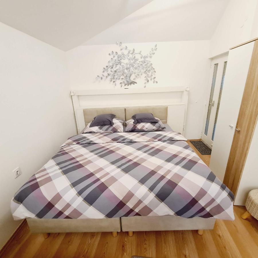 Cozy Studio Apartment Tian In Загреб Экстерьер фото